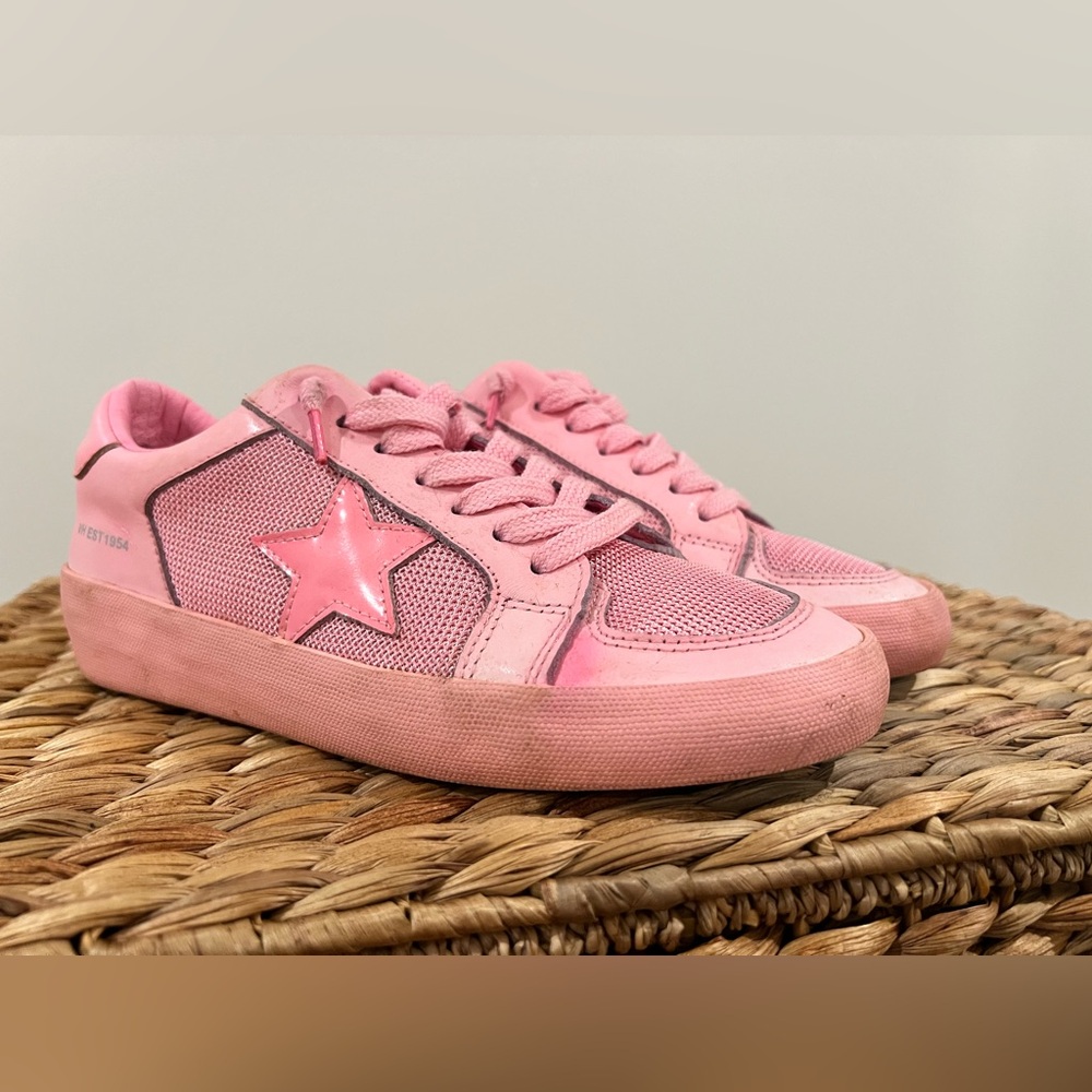 Vintage Havana sneakers, size 7, pink